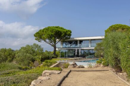 Porto-Vecchio, Arasu, Villa 6 chambres, vue mer, piscine, proche plage de Saint-Cyprien
