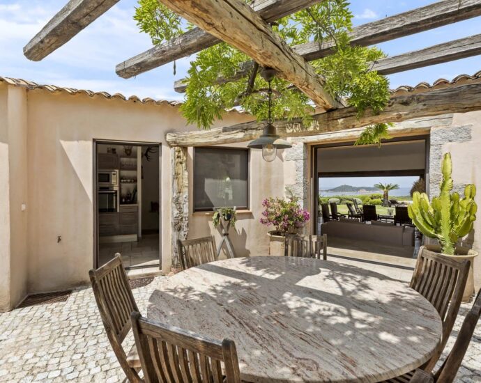 Capicciola, Villa vue mer, domaine privé,  4 chambres, piscine, proche plage