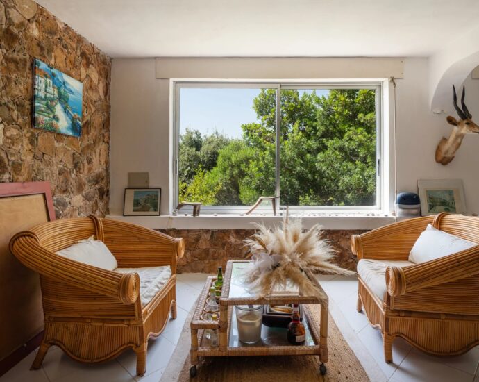 EXCEPTIONALLY RARE property – Domaine de Cala Rossa, villa nestled on the heights, panoramic views over the bays of Porto-Vecchio and Saint-Cyprien