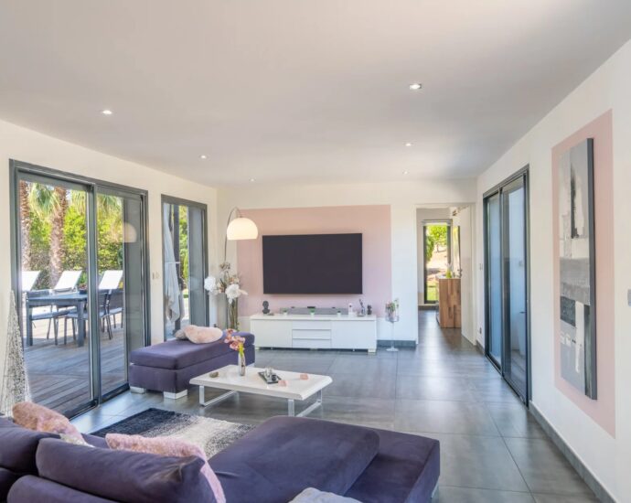 Sainte-Lucie de Porto-Vecchio, Capicciola, Architect-Designed Villa with Sea View, 4 Bedrooms, Spa, Close to the Beach