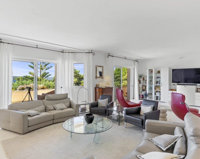 Cala Rossa, Benedettu, Panoramic Sea View Villa, 6 Bedrooms, Pool, Walking Distance to the Beach