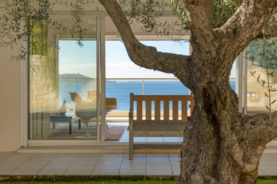 South Shore of Ajaccio, Exclusive Listing, Villa, 5 Bedrooms, Swimming Pool, Seafront, Walking Distance to the Beach