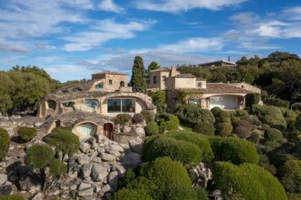 Vardiola, Villa d&rsquo;architecte, T6,  piscine, vue mer panoramique, proche plage
