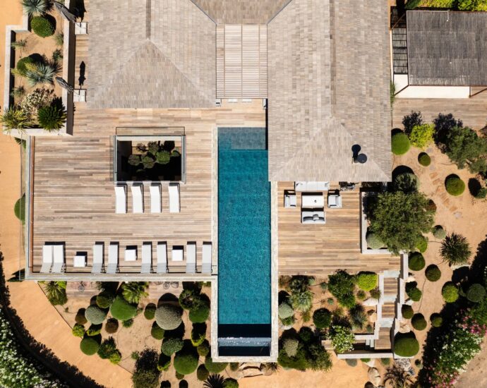 Domaine privé – Pinarello, Villa de 5 chambres, vue mer, piscine à débordement, proche plage