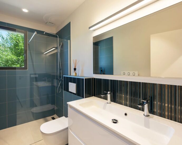 Domaine privé – Pinarello, Villa de 5 chambres, vue mer, piscine à débordement, proche plage