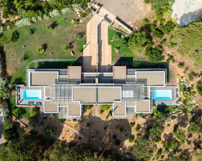 Capicciola – Ensemble de 2 magnifiques villas T6,  Piscine, vue mer, proche plage