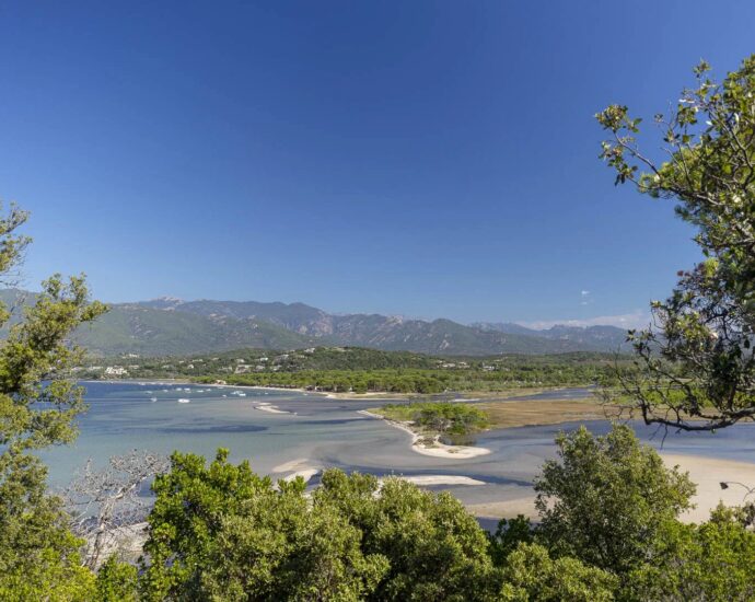 Cala Rossa, Benedettu, Panoramic Sea View Villa, 6 Bedrooms, Pool, Walking Distance to the Beach