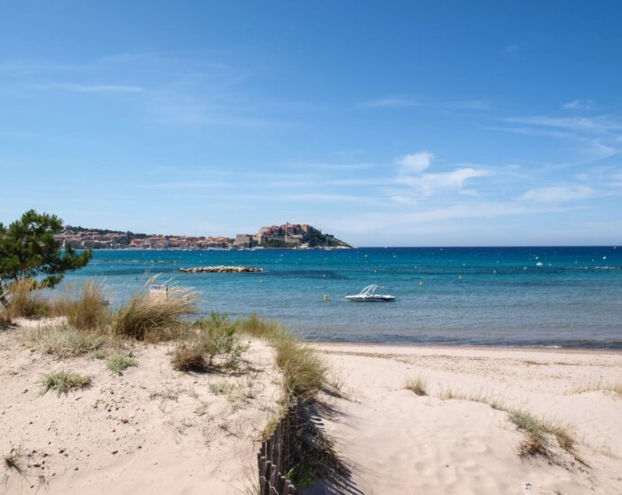 Exclusive Listing, Calvi, New-Build Villa, 4 En-Suite Bedrooms, Mountain Views, Swimming Pool, Close to the Beach