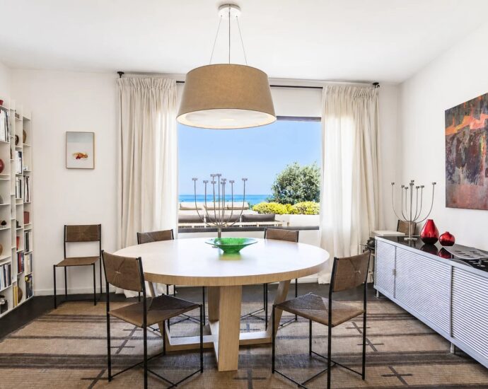Monticello, Propriété pied dans l&rsquo;eau, vue mer panoramique, 4 chambres, accès direct à la mer