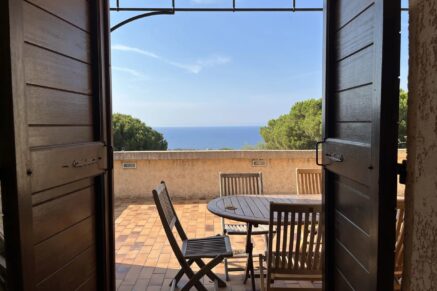Exclusivité, Marine de Davia, Corbara, villa 6 chambres, vue mer, plage à pieds