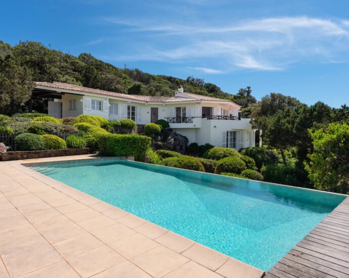 Coti-Chiavari, Villa 6 chambres, piscine, vue mer, plage à pied