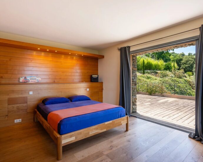 Sorbo-Ocagnano, Villa vue mer,  4 chambres, piscine, proche plage