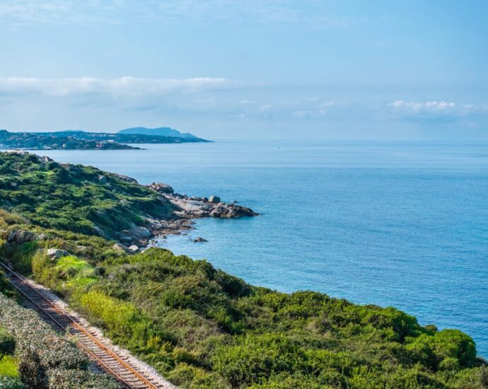 Corbara, Marine de Davia, 2 villas, 7 chambres, 2 piscines, vue mer panoramique, plage à pied