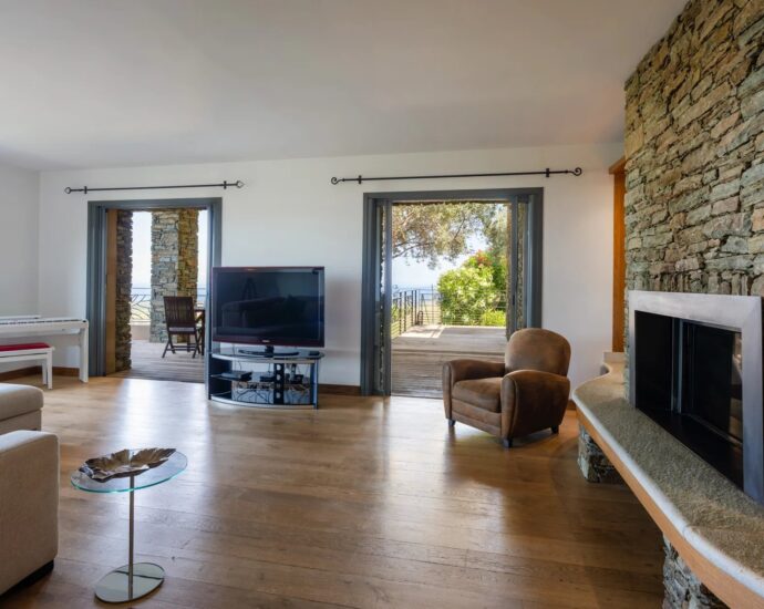 Sorbo-Ocagnano, Villa vue mer,  4 chambres, piscine, proche plage