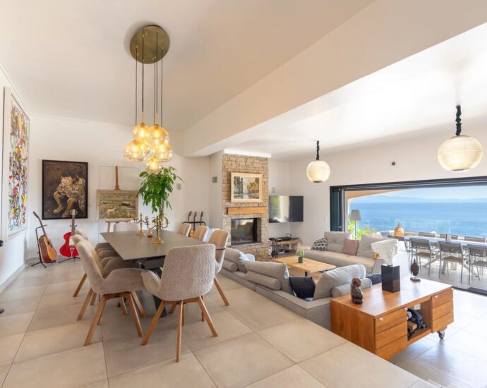 Ajaccio, Route des Sanguinaires, Villa vue mer panoramique, 4 chambres, piscine, plage à pied