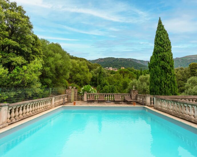 Oletta, Moulin, 3 chambres, piscine, vue vallée et montagnes, proche plages