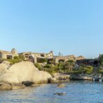 Ile de Cavallo – Propriété d&rsquo;exception – Pieds dans l&rsquo;eau – crique d&rsquo;accostage privée – jardin méditerranéen – 9 chambres