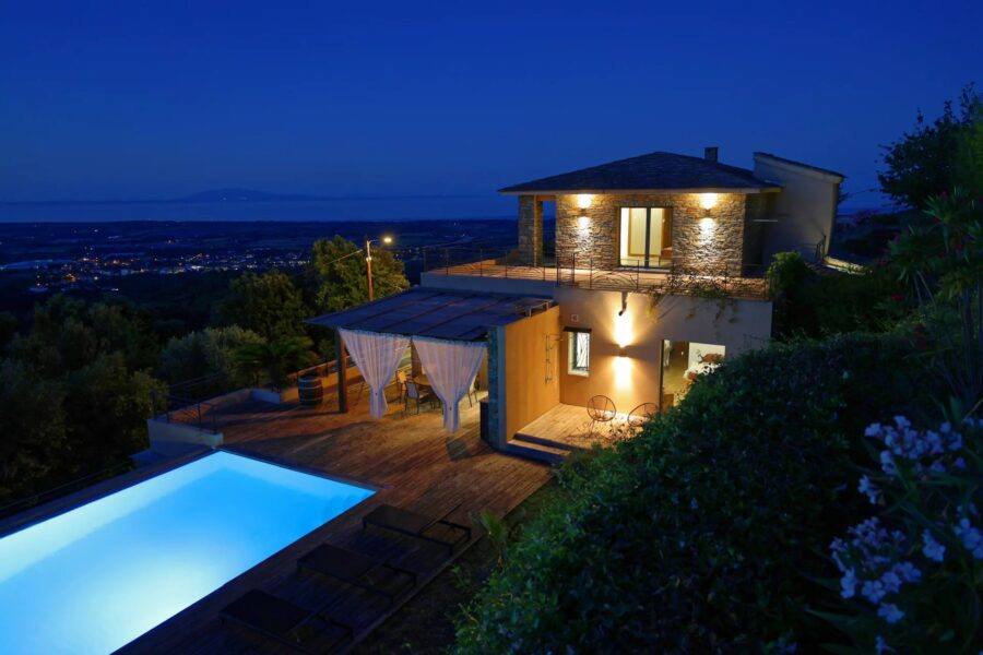 Sorbo-Ocagnano, Villa vue mer,  4 chambres, piscine, proche plage