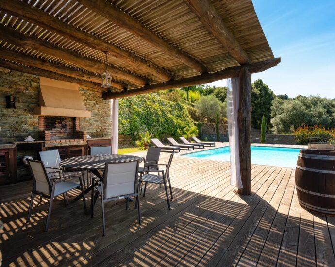 Sorbo-Ocagnano, Villa vue mer,  4 chambres, piscine, proche plage