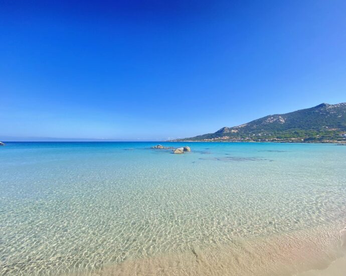 Lumio, Marine de Sant&rsquo; Ambroggio, villa 3 chambres, vue mer, plage et commerces à pieds