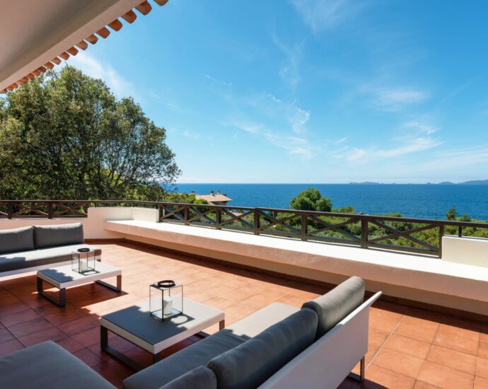 Coti-Chiavari, Villa 6 chambres, piscine, vue mer, plage à pied
