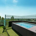 Exclusivité, Penthouse en duplex, 4 chambres, piscine, vue mer, proche plage