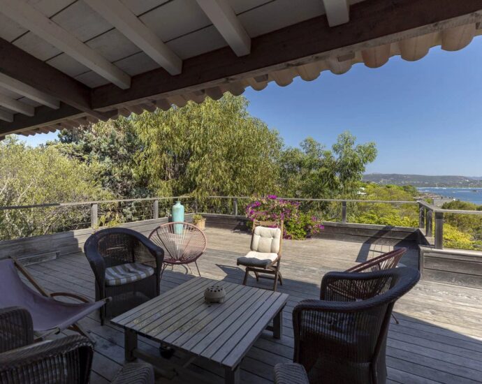 Porto-Vecchio, Domaine de Cala Rossa, villa 5 chambres, très belle vue mer, plage à 100 m