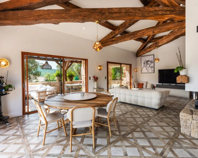 Porticcio, Shepherd’s House-Style Villa, 5 Bedrooms, Swimming Pool, Close to the Beach