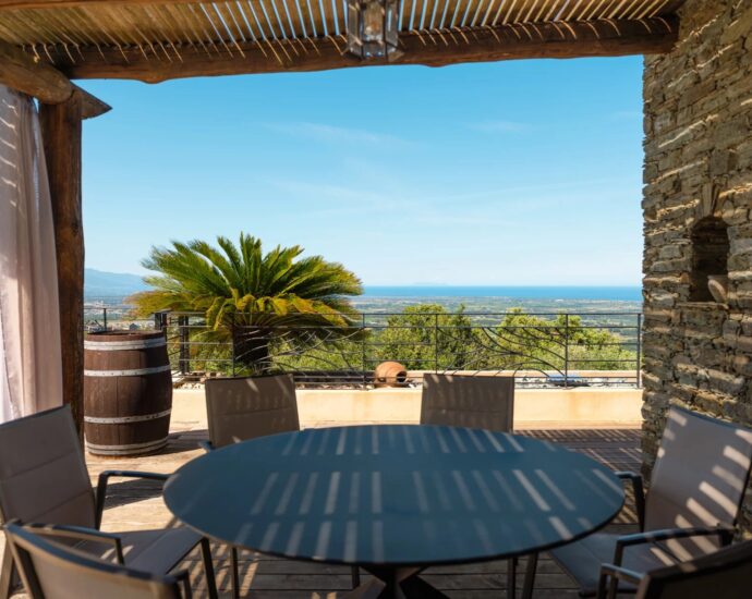 Sorbo-Ocagnano, Villa vue mer,  4 chambres, piscine, proche plage