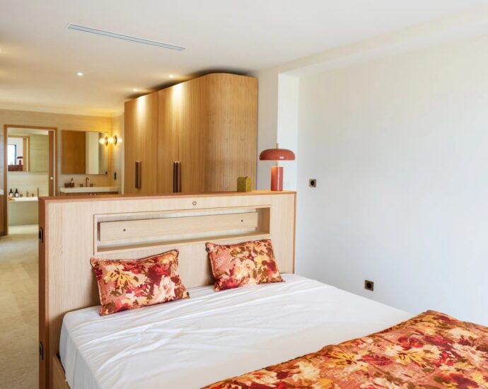 Rive Sud d&rsquo;Ajaccio, Porticcio, Villa neuve vue mer, 4 chambres, piscine, proche plage