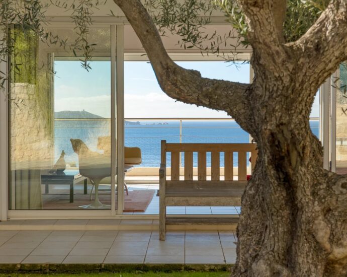 Porticcio rive sud Ajaccio, Villa, 5 chambres, piscine, bord de mer plage à pied