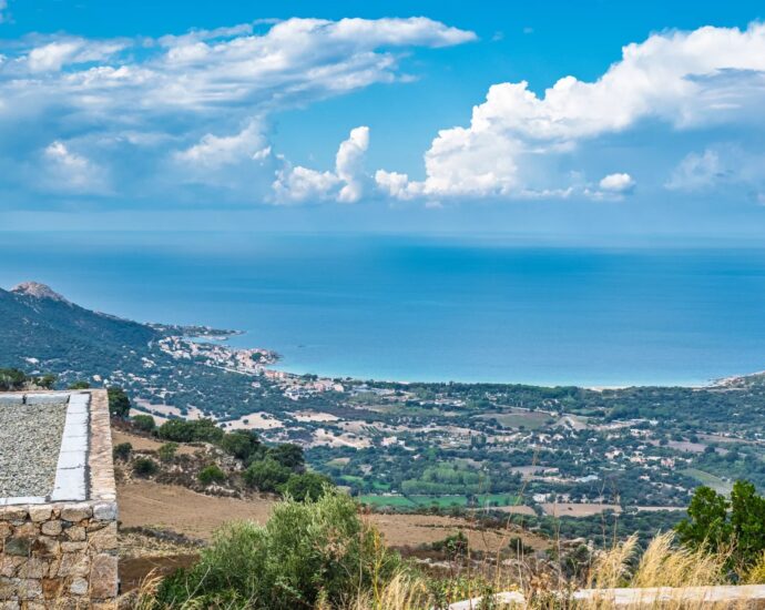 Pigna, Sant Antonino, Shepherd-style villa, 3 bedrooms, panoramic sea and mountain views