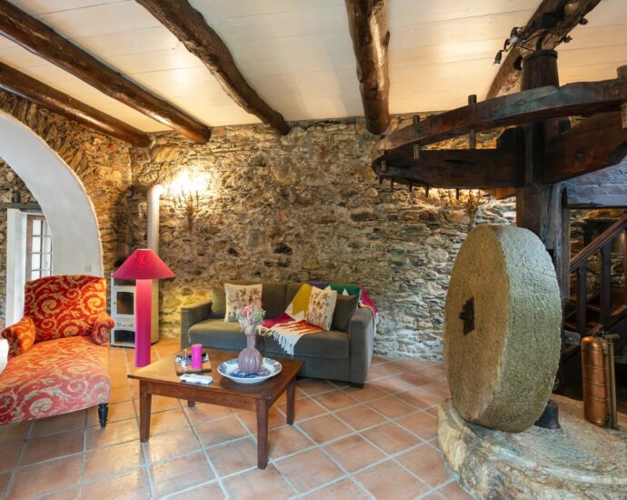 Oletta, Moulin, 3 chambres, piscine, vue vallée et montagnes, proche plages