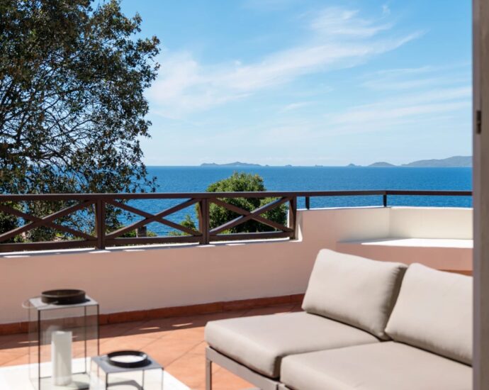 Coti-Chiavari, Villa 6 chambres, piscine, vue mer, plage à pied