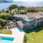 Nord d&rsquo;Ajaccio, Tiuccia, villa, 5 chambres, piscine, vue mer panoramique, plage à pied