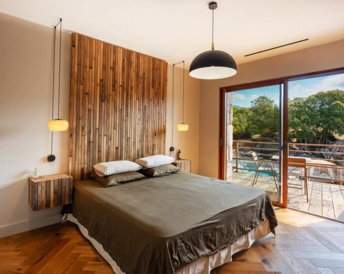 Porticcio, Shepherd’s House-Style Villa, 5 Bedrooms, Swimming Pool, Close to the Beach