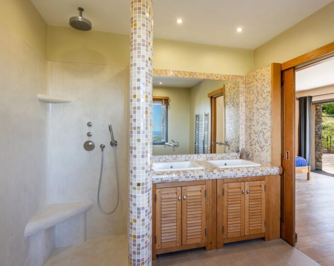 Sorbo-Ocagnano, Villa vue mer,  4 chambres, piscine, proche plage