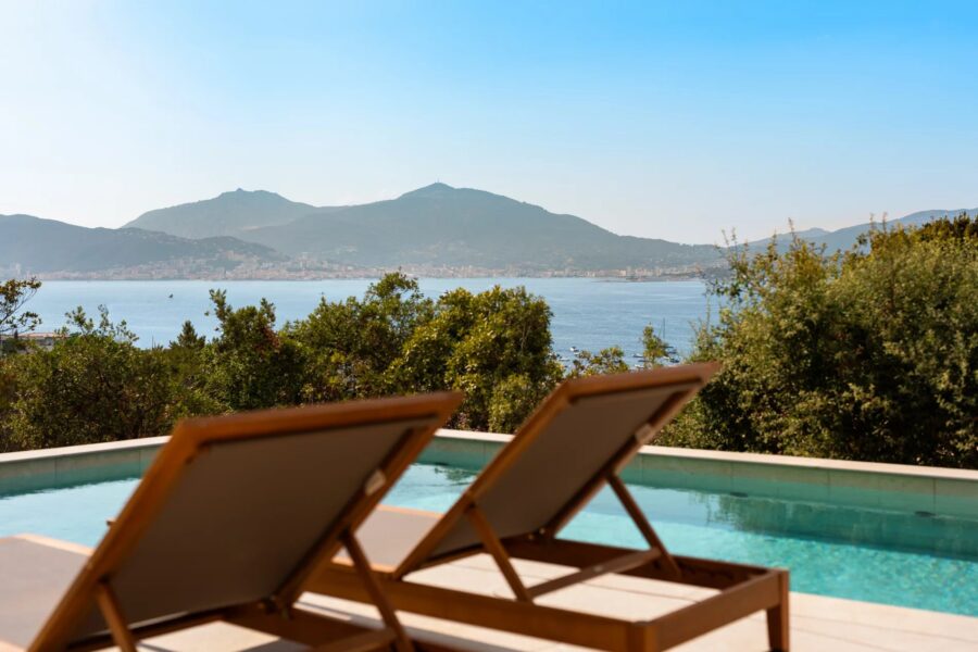 Rive-Sud d&rsquo;Ajaccio, Porticcio, villa vue mer, 4 Chambres, piscine, proche plage