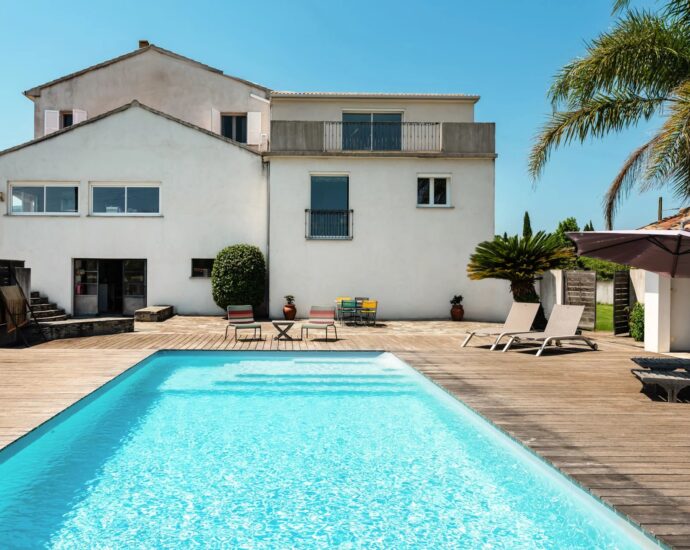 Costa Verde, Talasani, Villa, 4 chambres, piscine,  plage à pied et proche Bastia