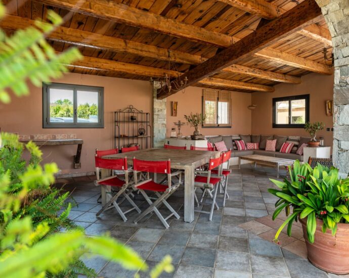 Costa Verde, Talasani, Villa, 4 chambres, piscine,  plage à pied et proche Bastia