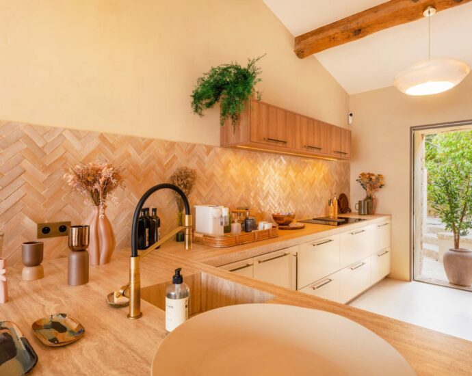Porticcio, Rive-Sud d&rsquo;Ajaccio, Villa type bergerie, 4 Chambres, vue mer panoramique, plage à pied