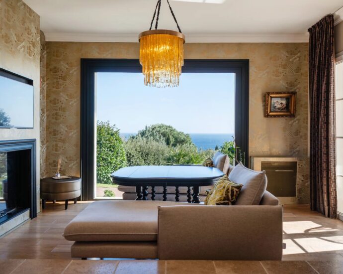 Cap Corse, Erbalunga, villa vue mer panoramique, piscine à débordement chauffée, proche Bastia