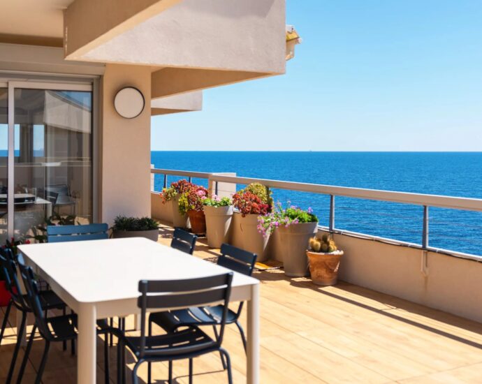 Ville-di-Pietrabugno, Penthouse, résidence pied dans l’eau, vue mer panoramique, ascenseur, 4 chambres, garage, plage à pied