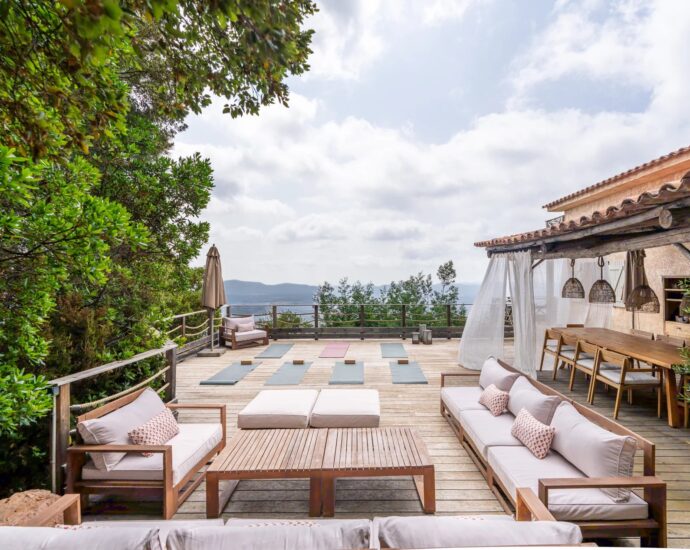 Porto-Vecchio, 3 villas, 7 chambres, piscine, vue mer et montagnes, proche plage
