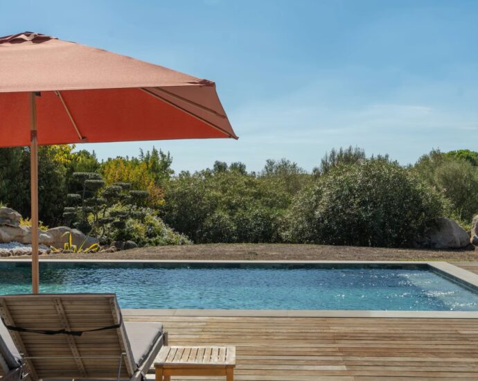 Exclusivité, Pinarello, Villa vue mer, 4 chambres, piscine, plage à pied