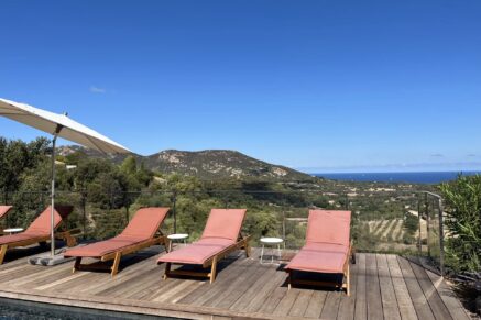 Aregno, proche L&rsquo;Ile Rousse, Villa 3 chambres, piscine, vue panoramique, proche plage