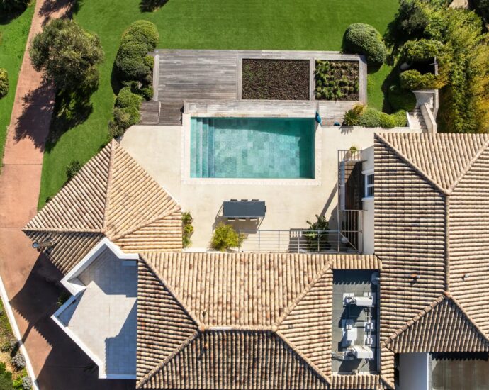 Cap Corse, Erbalunga, villa vue mer panoramique, piscine à débordement chauffée, proche Bastia