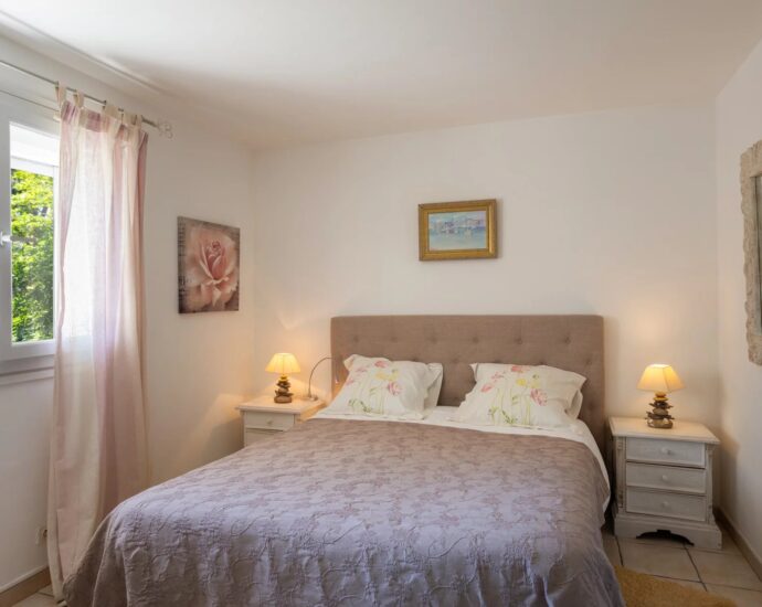 Biguglia, proche Bastia, Villa plage à pied, 4 chambres, vue dégagées sur les montagnes