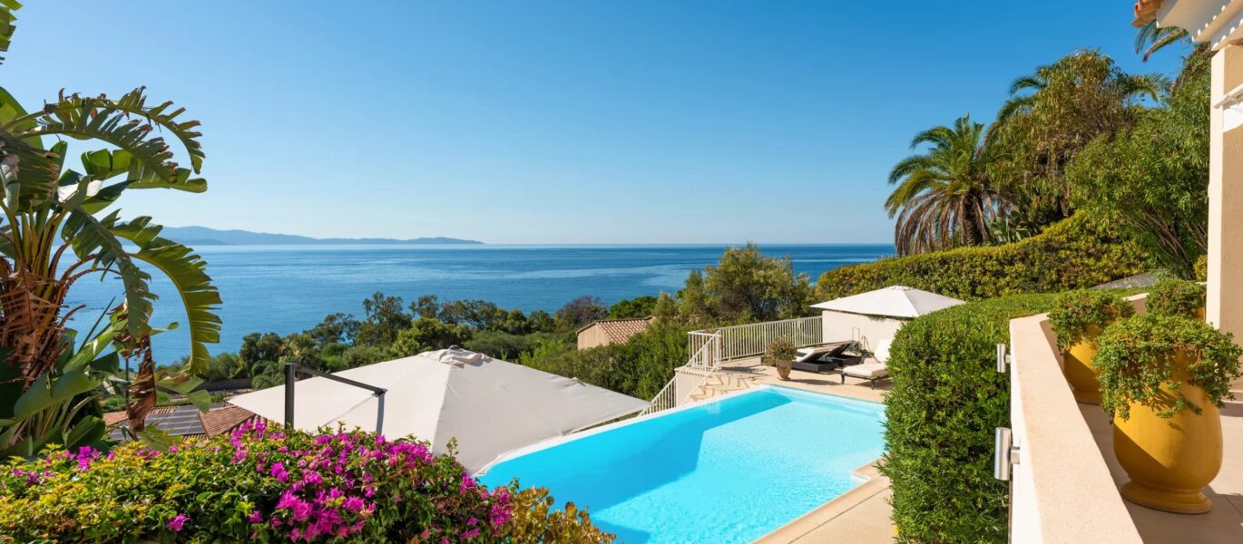 Ajaccio, Route des Sanguinaires, Villa with Panoramic Sea Views, 5 Bedrooms, Infinity Pool, Beach Within Walking Distance