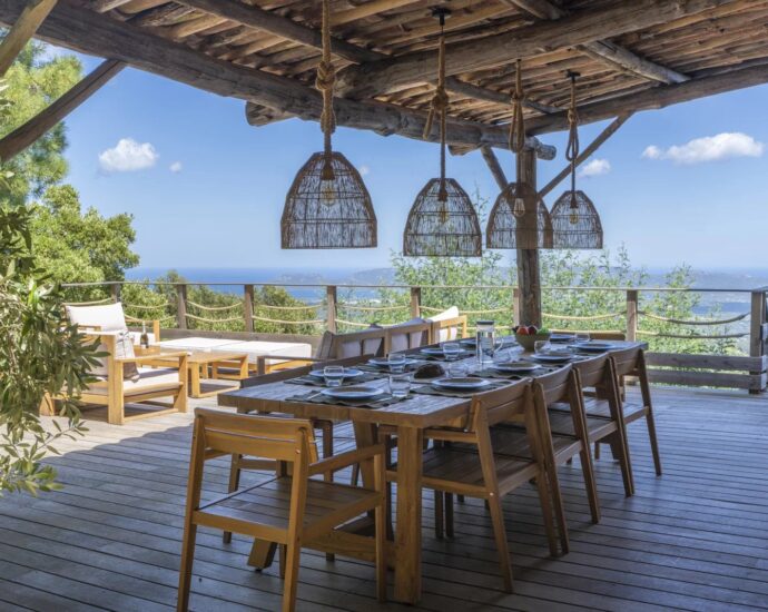 Porto-Vecchio, 3 villas, 7 chambres, piscine, vue mer et montagnes, proche plage